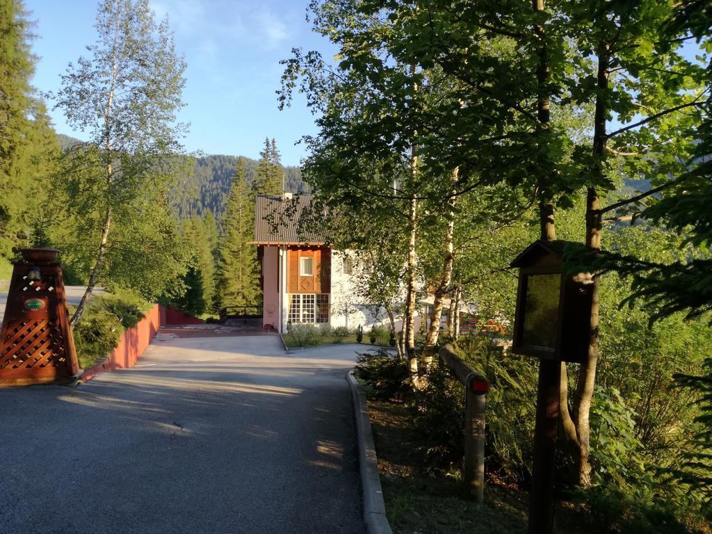 Hotel Ca' Del Bosco Selva di Cadore Exterior photo